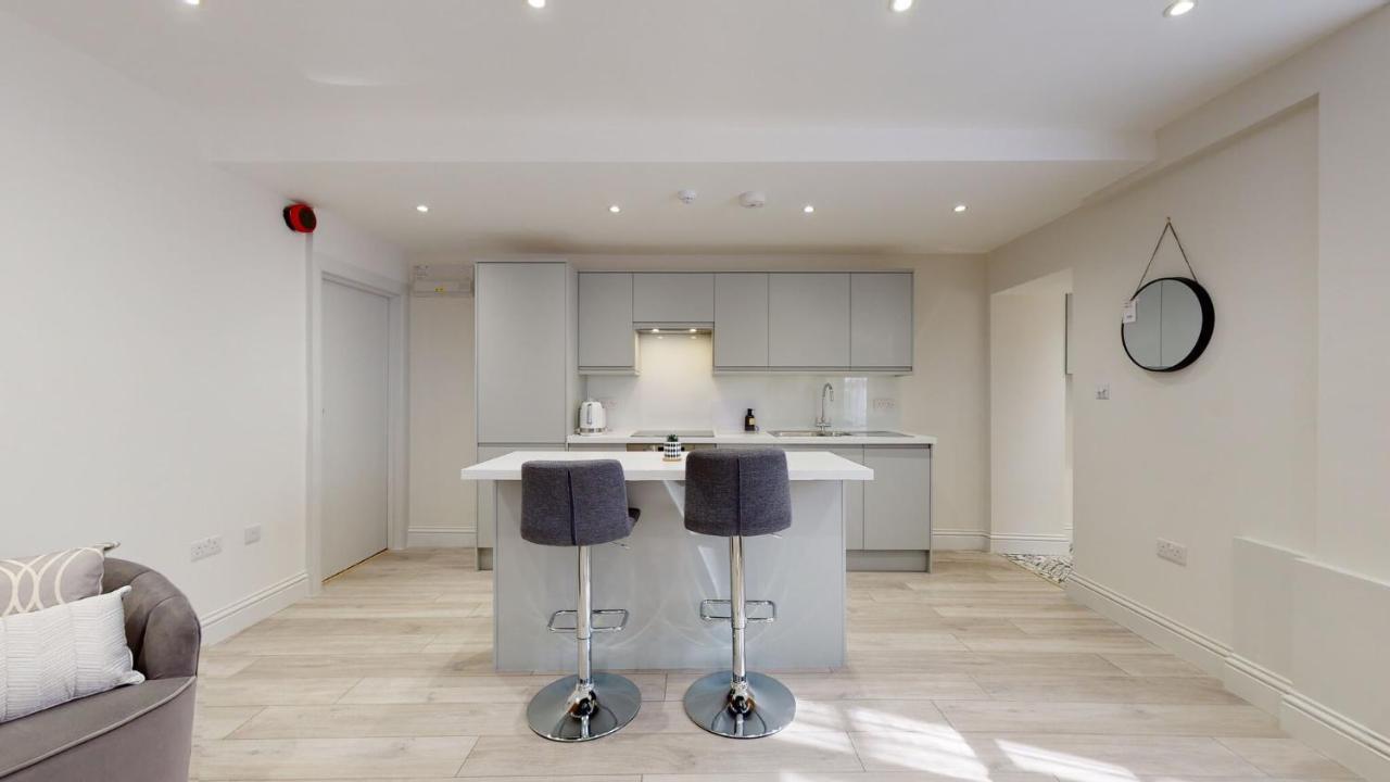 Chic Apartment By Hyde Park 런던 외부 사진