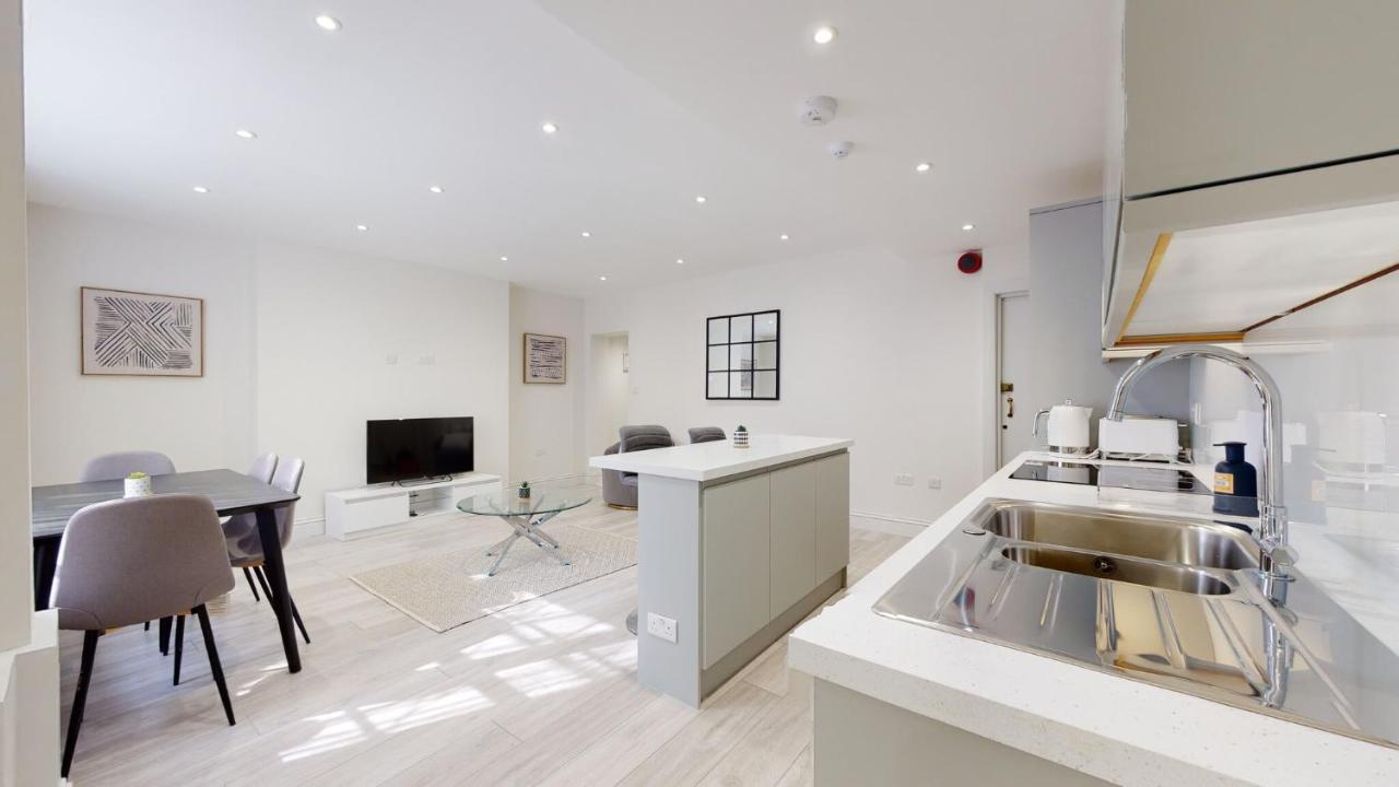 Chic Apartment By Hyde Park 런던 외부 사진