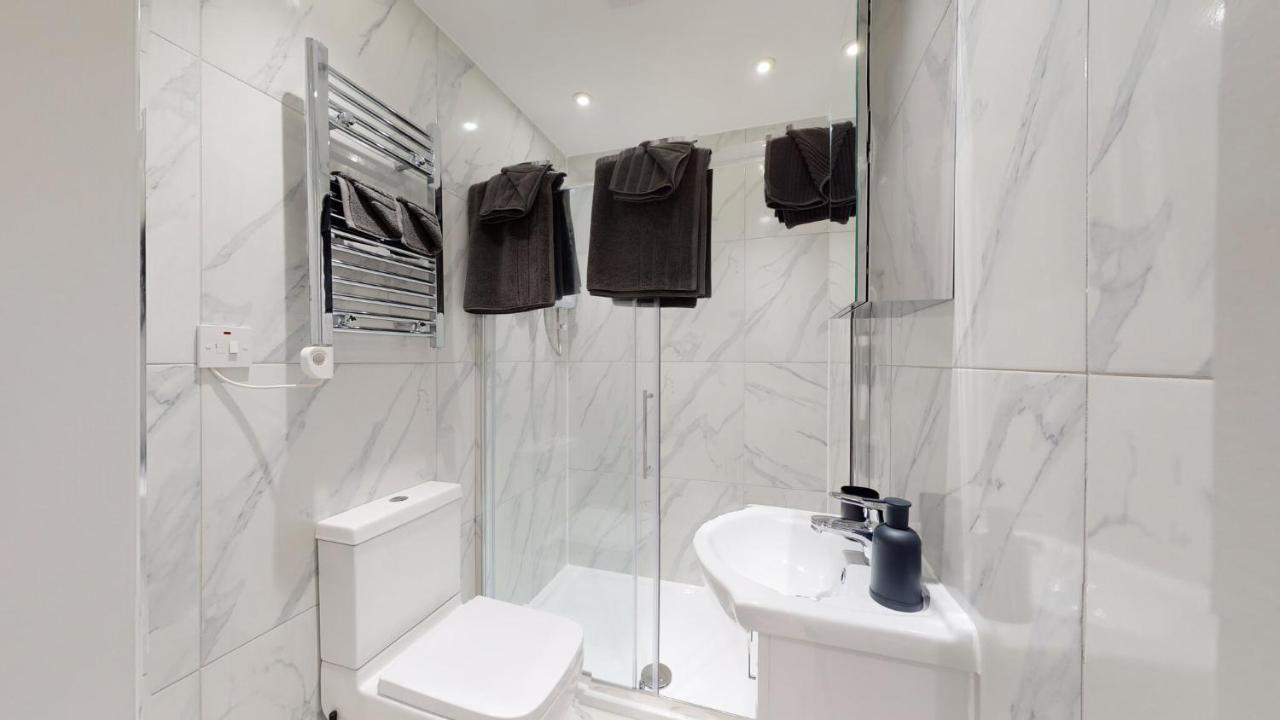 Chic Apartment By Hyde Park 런던 외부 사진